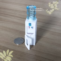 微縮食玩場景模型娃娃屋迷你高身仿真廚房飲水機家用小擺件1:12 微縮食玩場景模型娃娃屋迷你高身仿真廚房飲水機家用小擺件1:12
